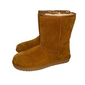 KOOKABURRA By UGG Boots Women’s size 9